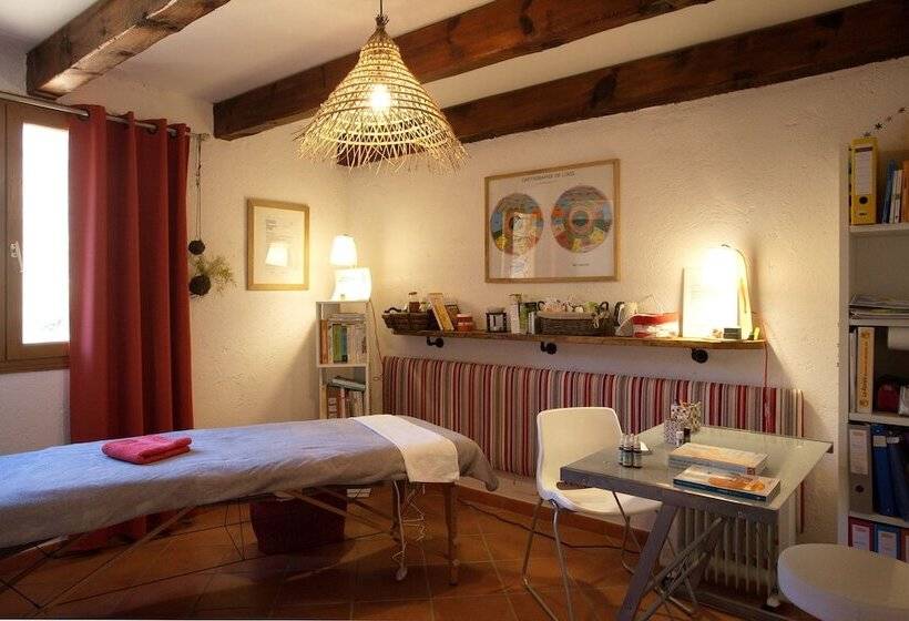 مبيت وإفطار A Muvrella