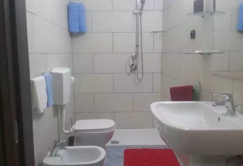 Aamiaismajoitus (B&B) Bar Centrale Zichella