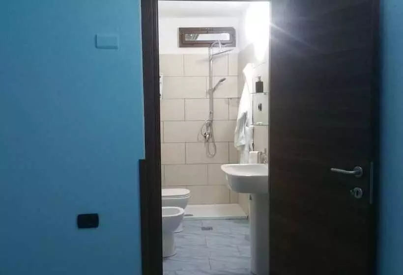 Aamiaismajoitus (B&B) Bar Centrale Zichella