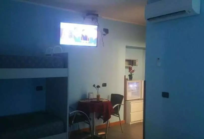 Aamiaismajoitus (B&B) Bar Centrale Zichella