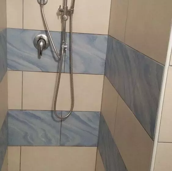 Aamiaismajoitus (B&B) Bar Centrale Zichella