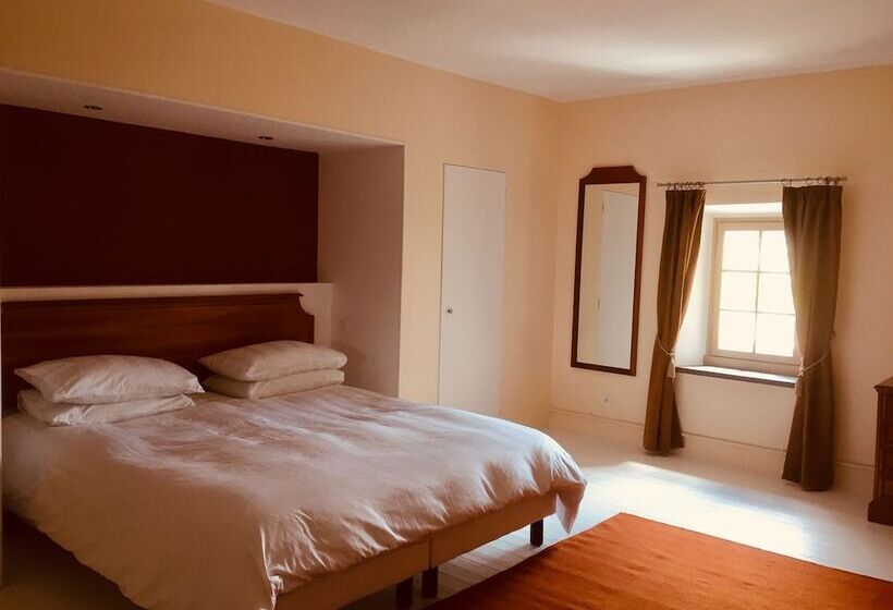 Bed and Breakfast Chateau De Douzens