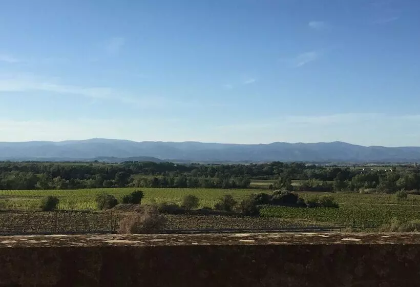 Aamiaismajoitus (B&B) Chateau De Douzens