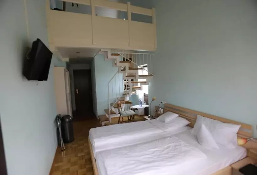 Hostelli Gasthof   Pension Krämerhof