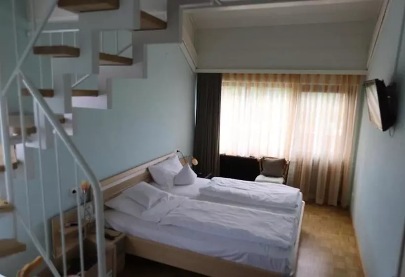 Hostelli Gasthof   Pension Krämerhof