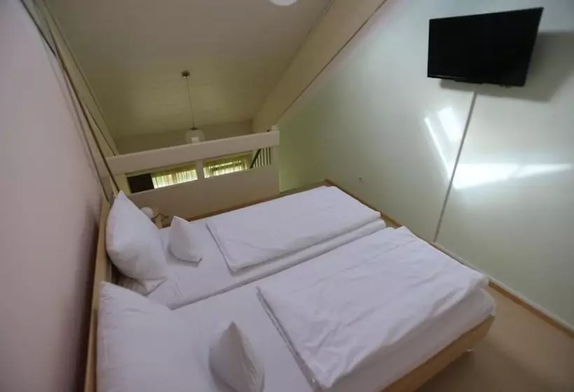 Hostelli Gasthof   Pension Krämerhof