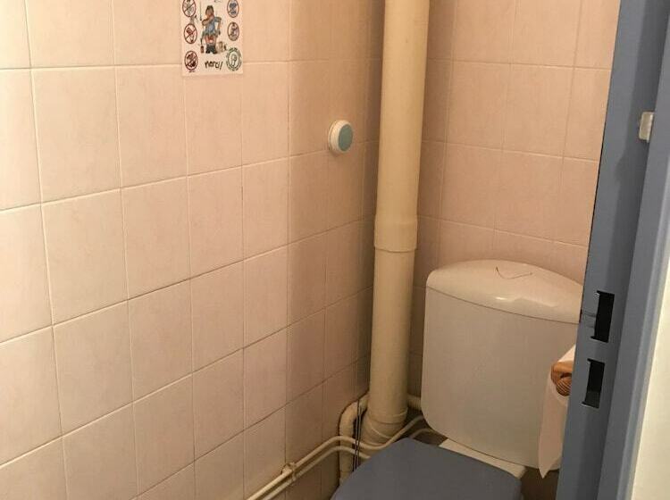 簡易ホテル Gîte Le Chantelouve