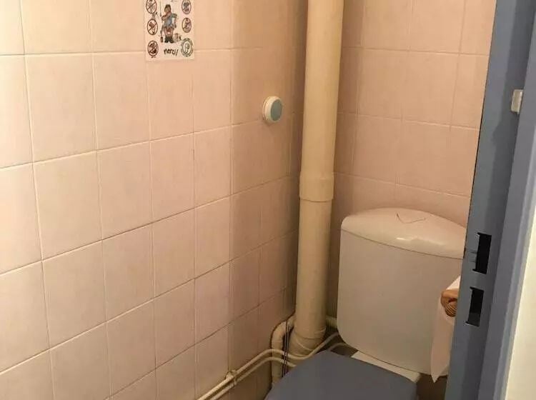 簡易ホテル Gîte Le Chantelouve