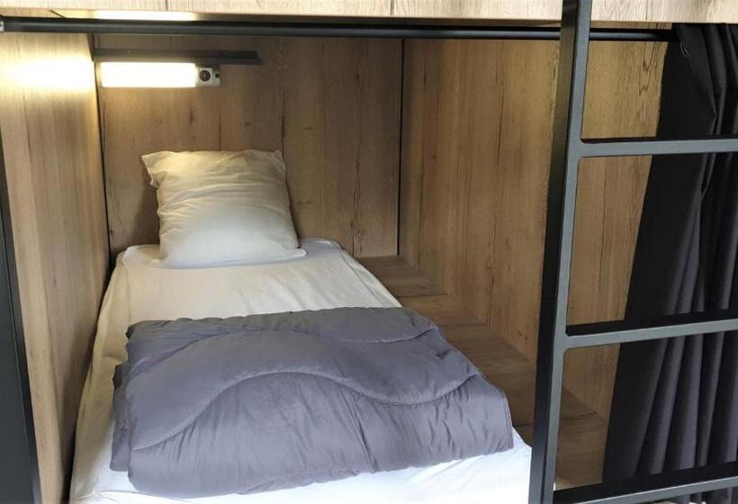 Hostel Les Terrasses Du Roc