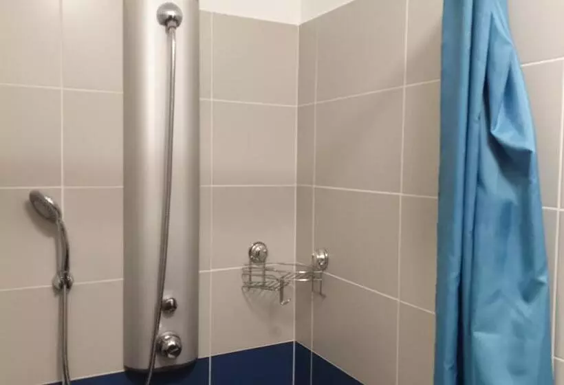 Hostel Les Terrasses Du Roc