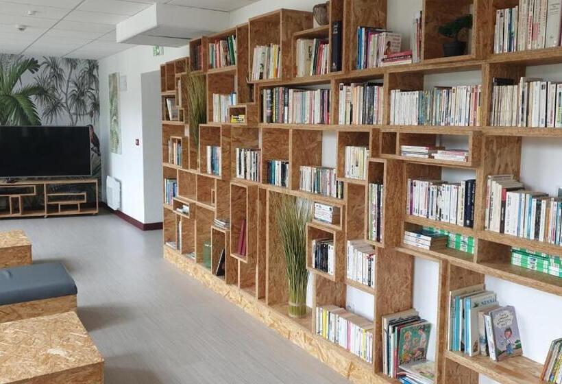 Hostel Les Terrasses Du Roc