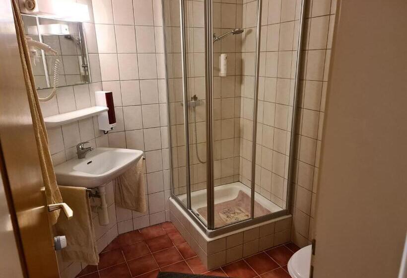 ホテル Auberge De Ballens