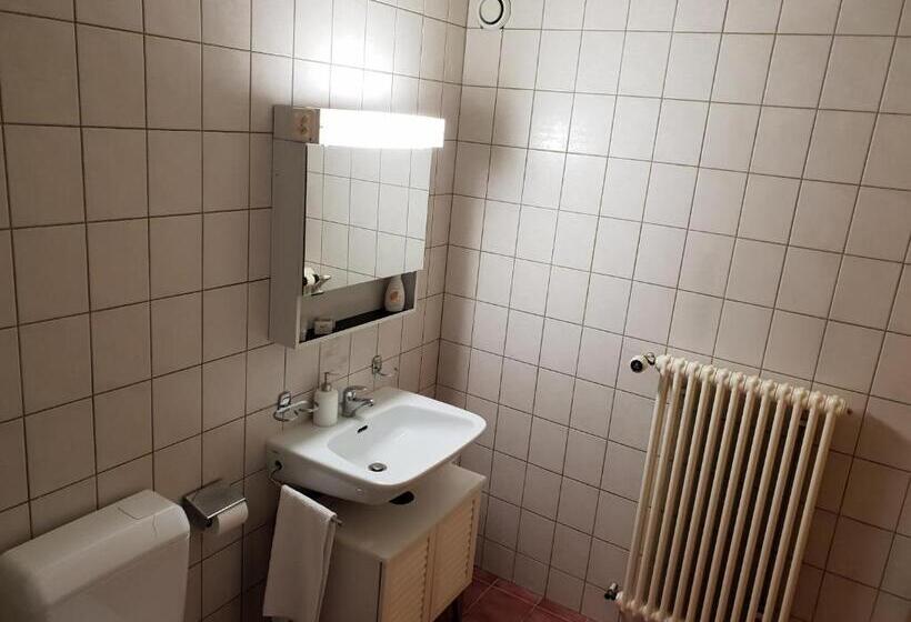 ホテル Auberge De Ballens