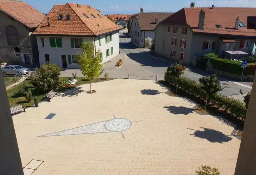 ホテル Auberge De Ballens