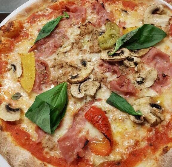 ホテル Auberge De Ballens