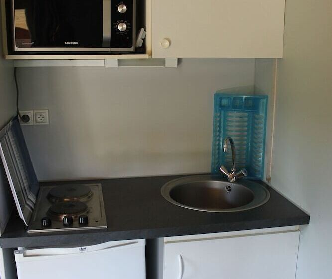 فندق Camping La Tourelle