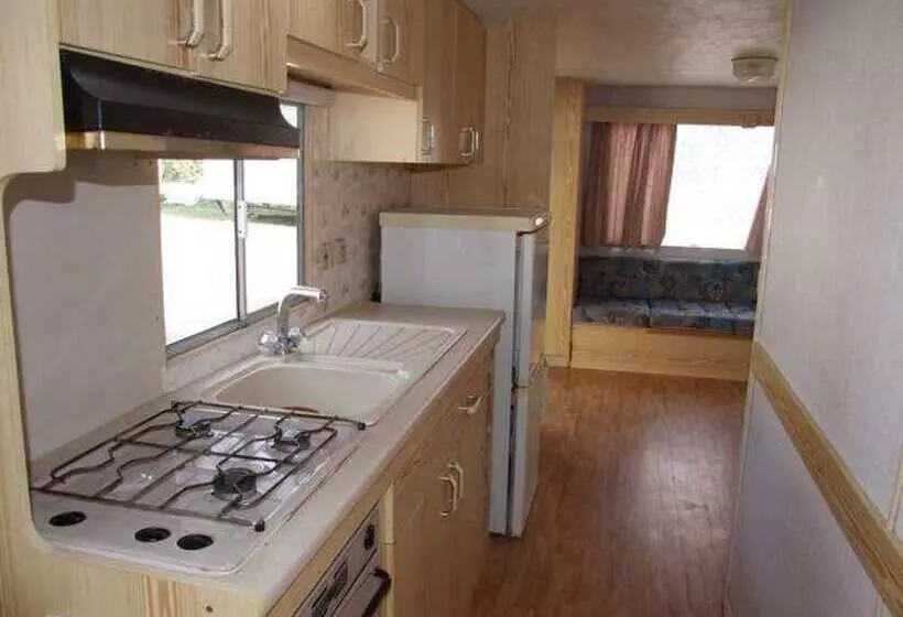 Hotelli Camping Le P Tit Bonheur