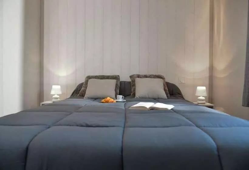 ホテル Camping Moulin De Chaules