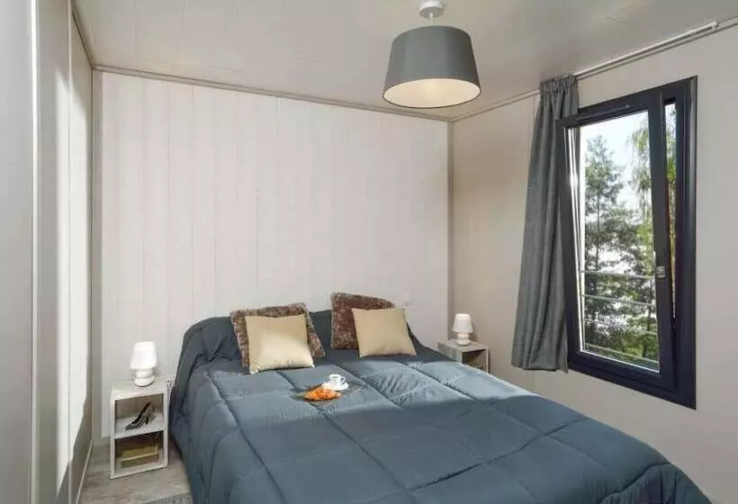 ホテル Camping Moulin De Chaules