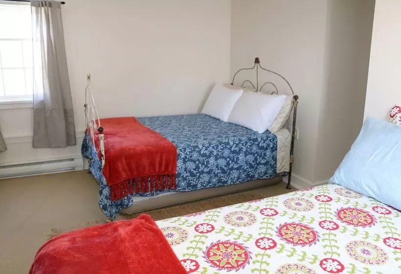 Hotelli Jardine's Inn