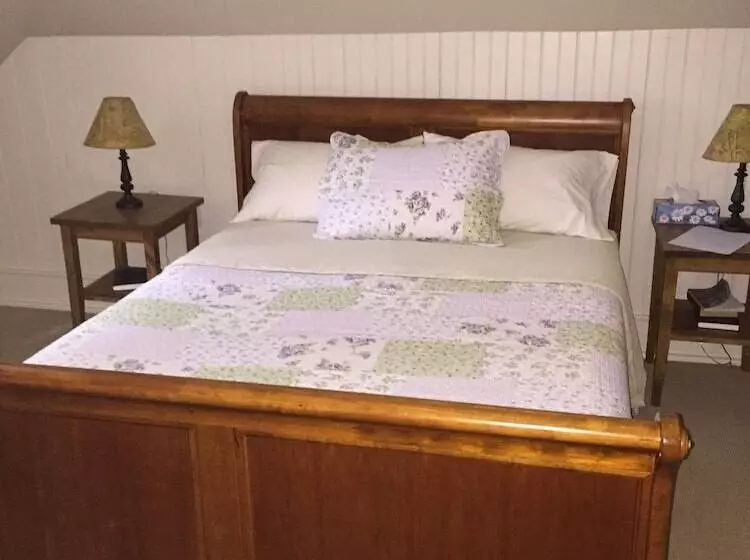 Hotelli Jardine's Inn