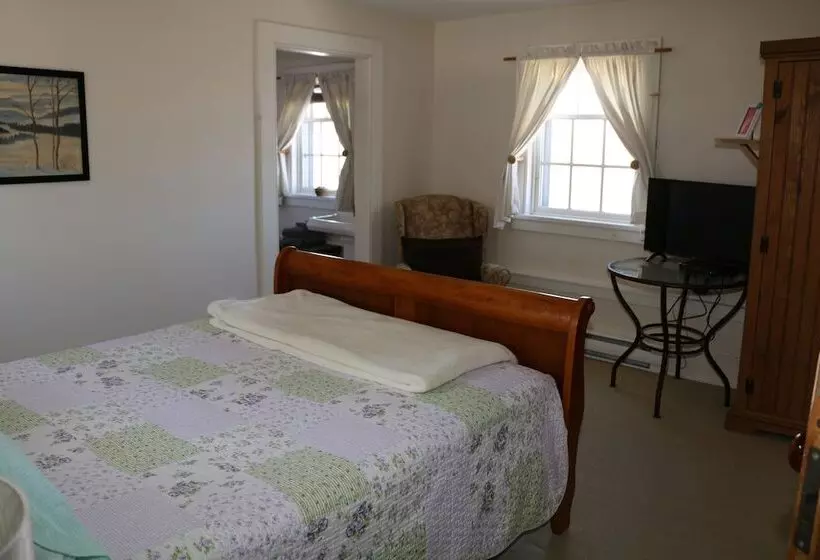 Hotelli Jardine's Inn