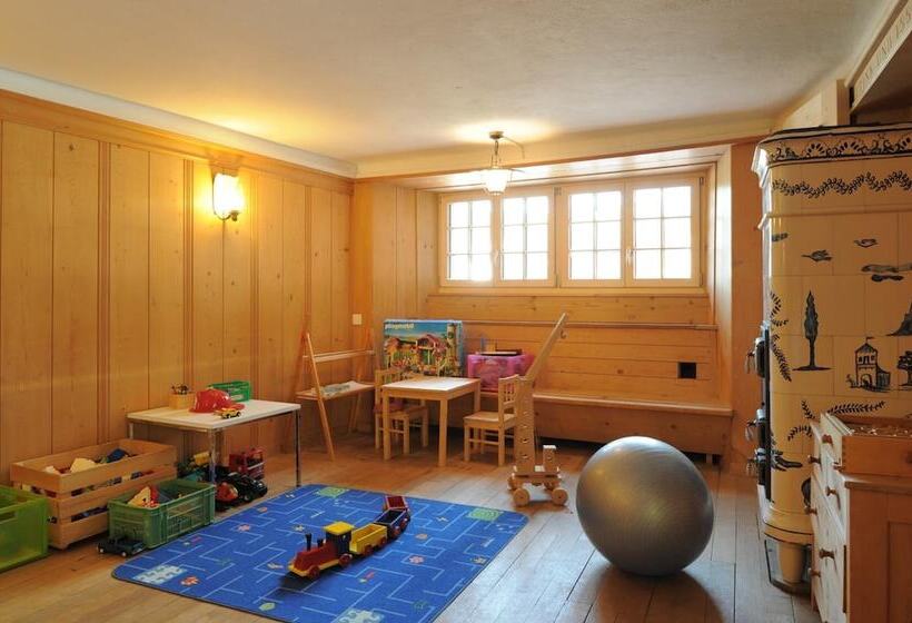 ホテル Restaurant Capricorns