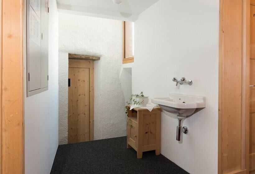 ホテル Restaurant Capricorns