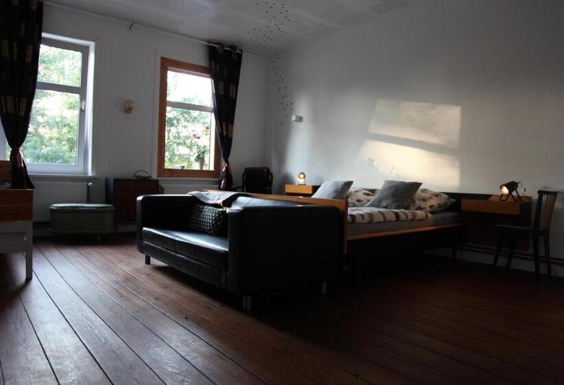 ペンション Ahoi