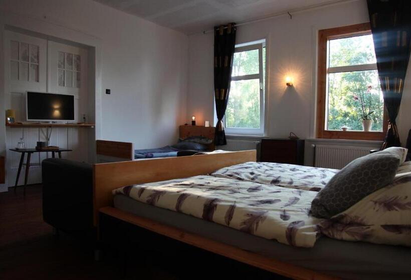 ペンション Ahoi