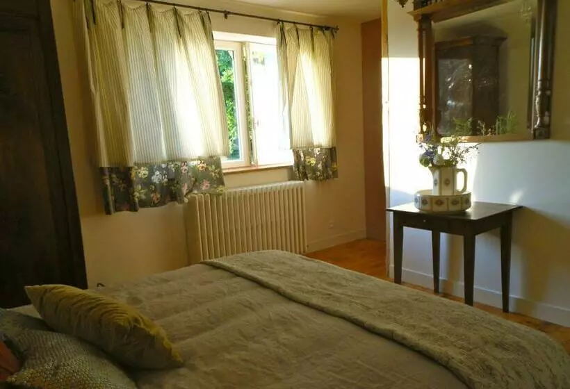 ペンション Auberge De La  Tuilerie