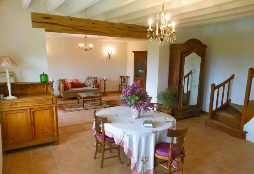 ペンション Auberge De La  Tuilerie