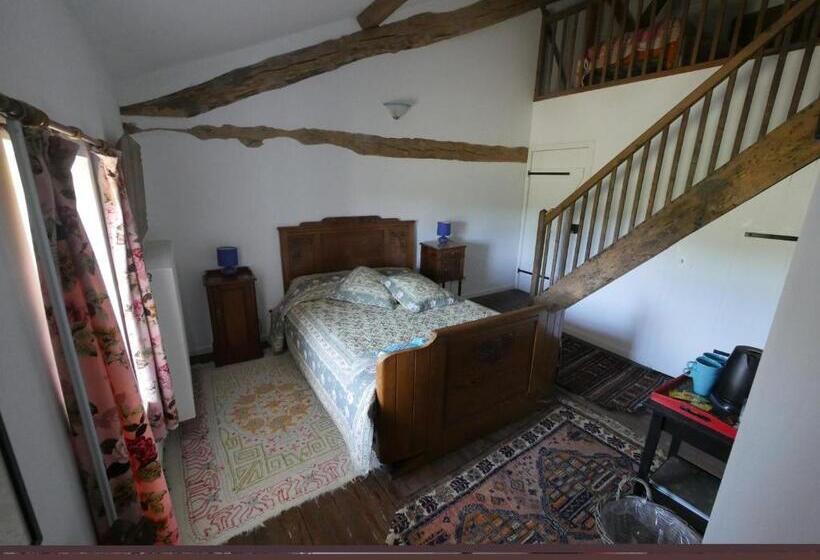 פנסיון Les Trois Chenes