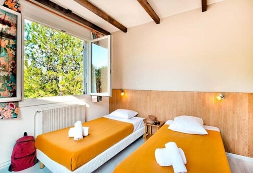 리조트 Village Vacances Les Bories