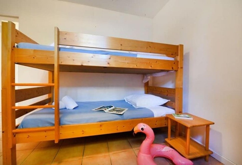 리조트 Village Vacances Les Bories