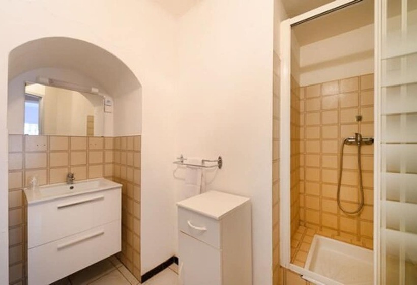 리조트 Village Vacances Les Bories