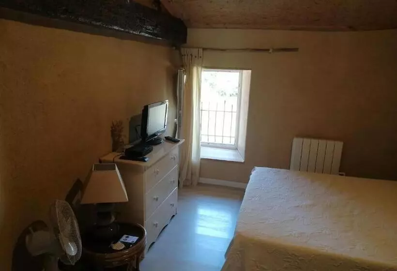 Aamiaismajoitus (B&B) Chambres D Hotes  La Source