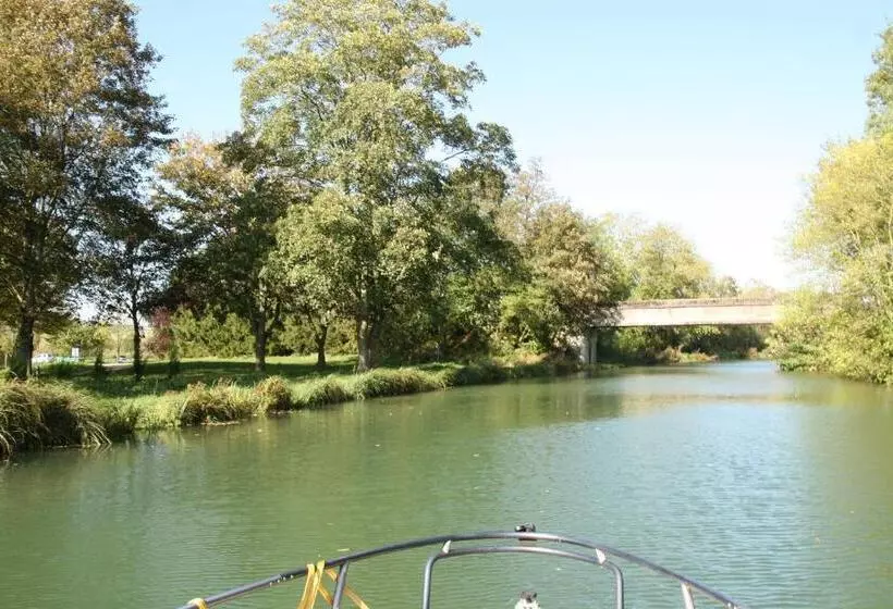 Aamiaismajoitus (B&B) Chambres D Hôtes & Gîtes La Paysanne