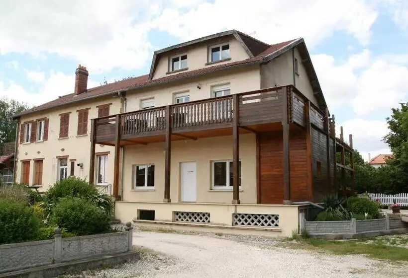 Aamiaismajoitus (B&B) Chambres D Hôtes & Gîtes La Paysanne