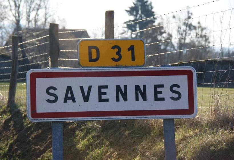 צימר Chateau De Savennes Caveau De Sabrage