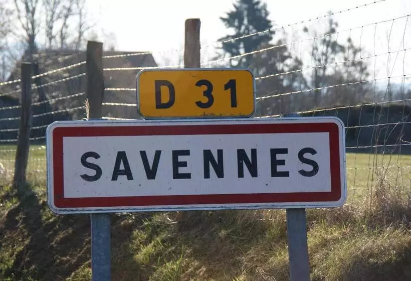 Aamiaismajoitus (B&B) Chateau De Savennes   Caveau De Sabrage