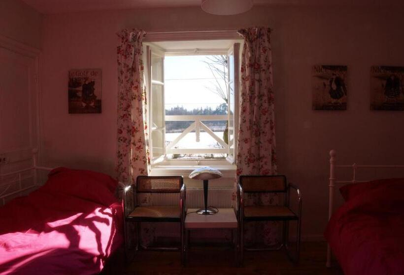 مبيت وإفطار Chateau De Savennes   Caveau De Sabrage