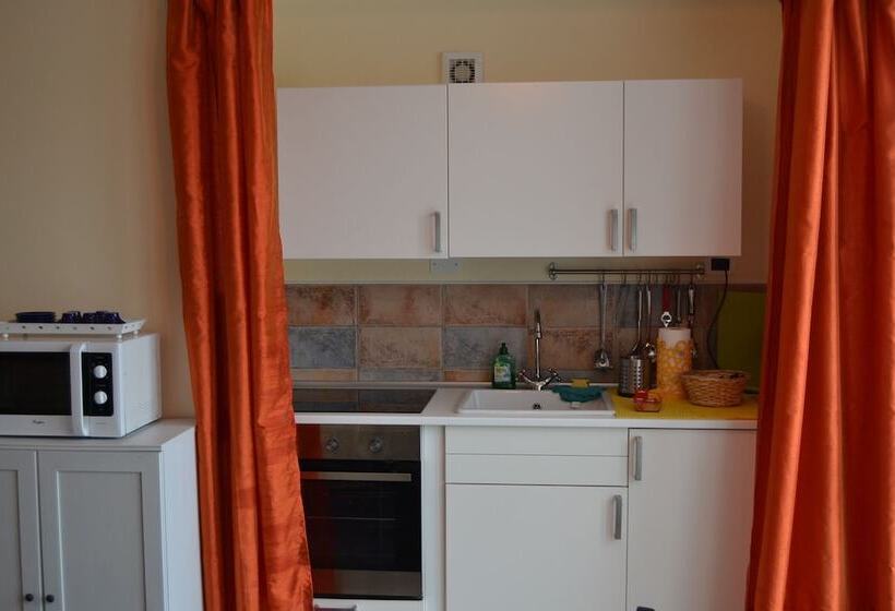 Bed and Breakfast Joie De Vivre