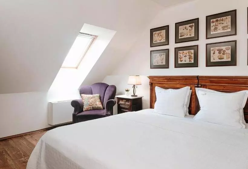 Aamiaismajoitus (B&B) Kosbor Panzió