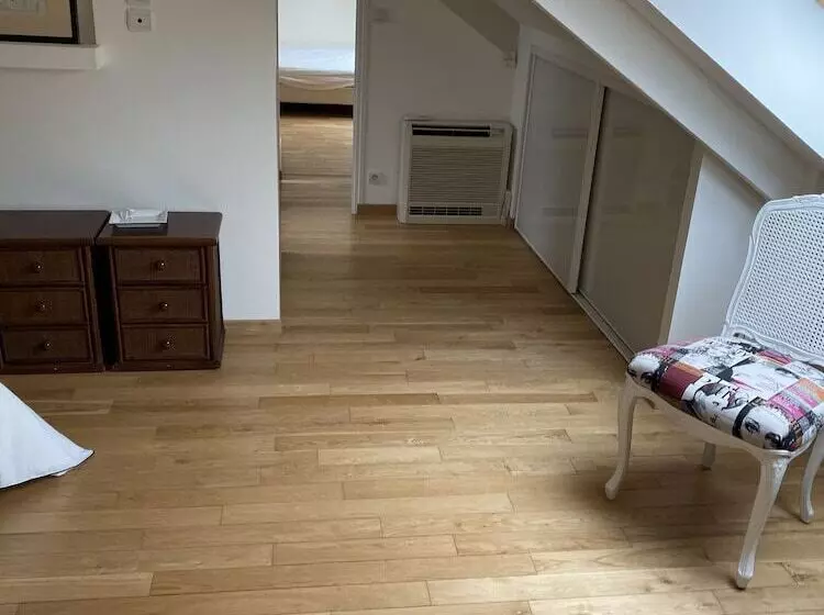 ベッドアンドブレックファースト La Sfilata