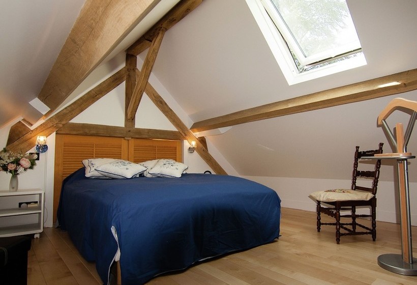 Comfortable Gite In Picturesque Medieval Village