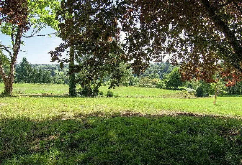 Comfortable Gite In Picturesque Medieval Village