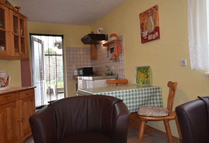 Countryside Bungalow In Pepelow With Lovely Garden