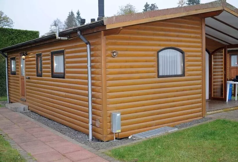 Chalet In Gerolstein With Forest