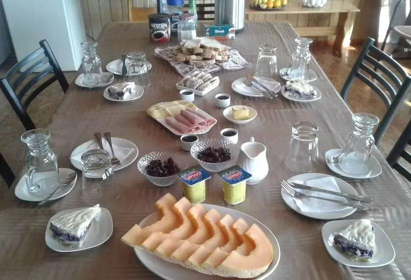 Hotelli Cabañas La Comarca